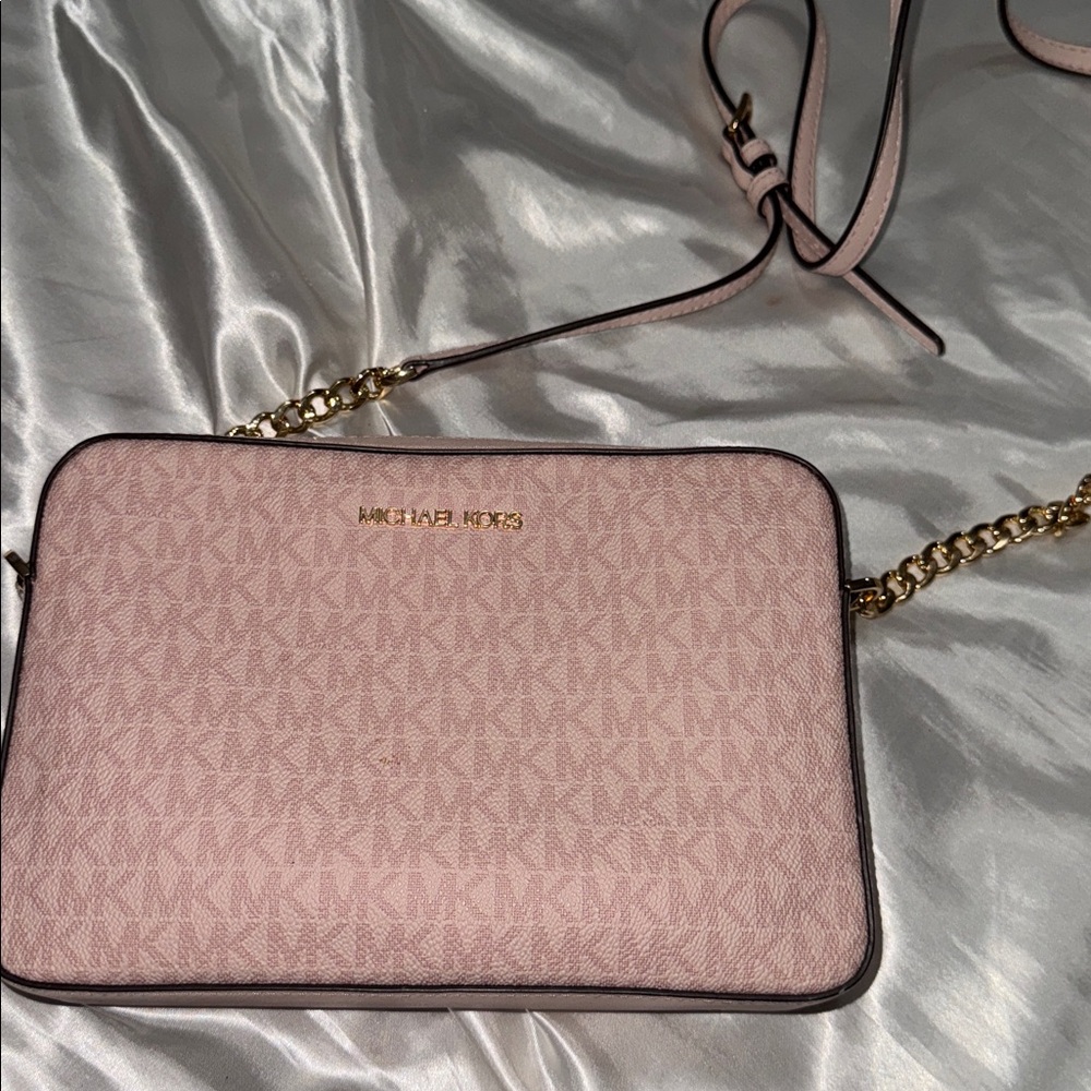 Michael Kors Blush Crossbody Bag